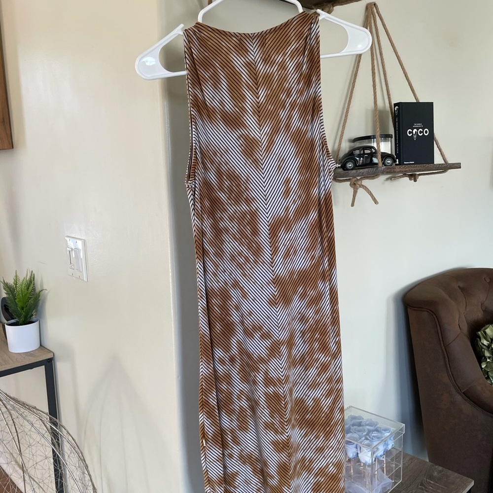 NYTT DRESS - Picture 2 of 5